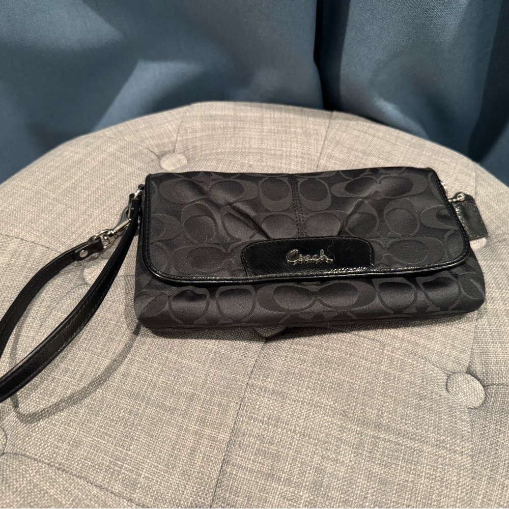 Coach Black Signature Clutch - Picture 2 of 8